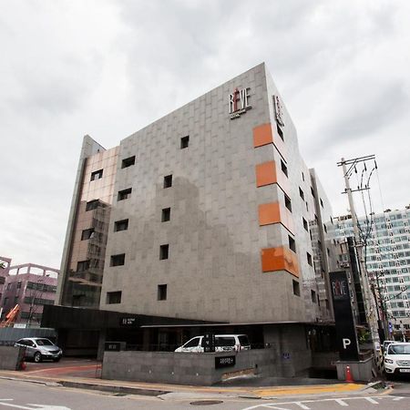Suwon Reve Hotel Dış mekan fotoğraf