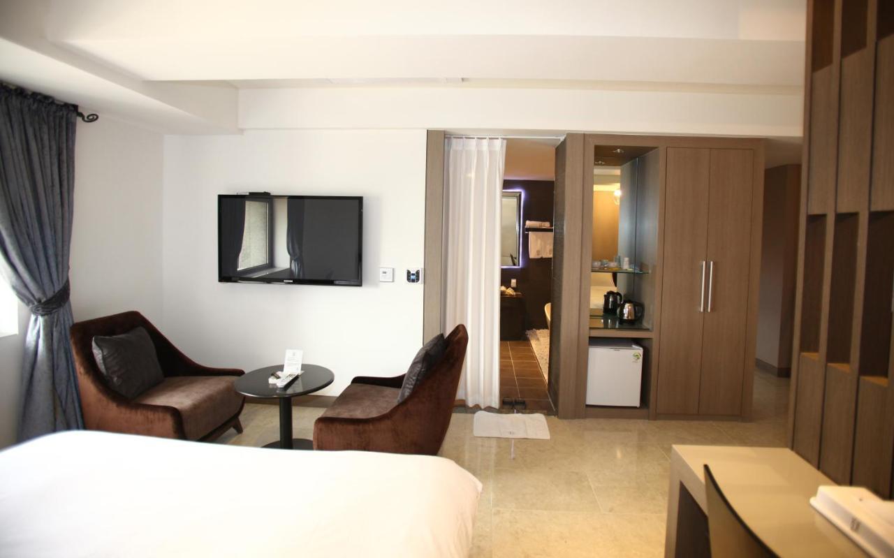 Suwon Reve Hotel Dış mekan fotoğraf